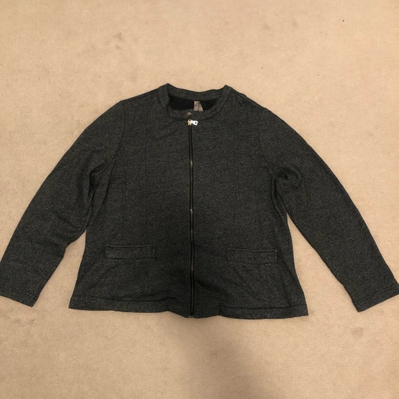 Brilliant - Picture 3 of 3